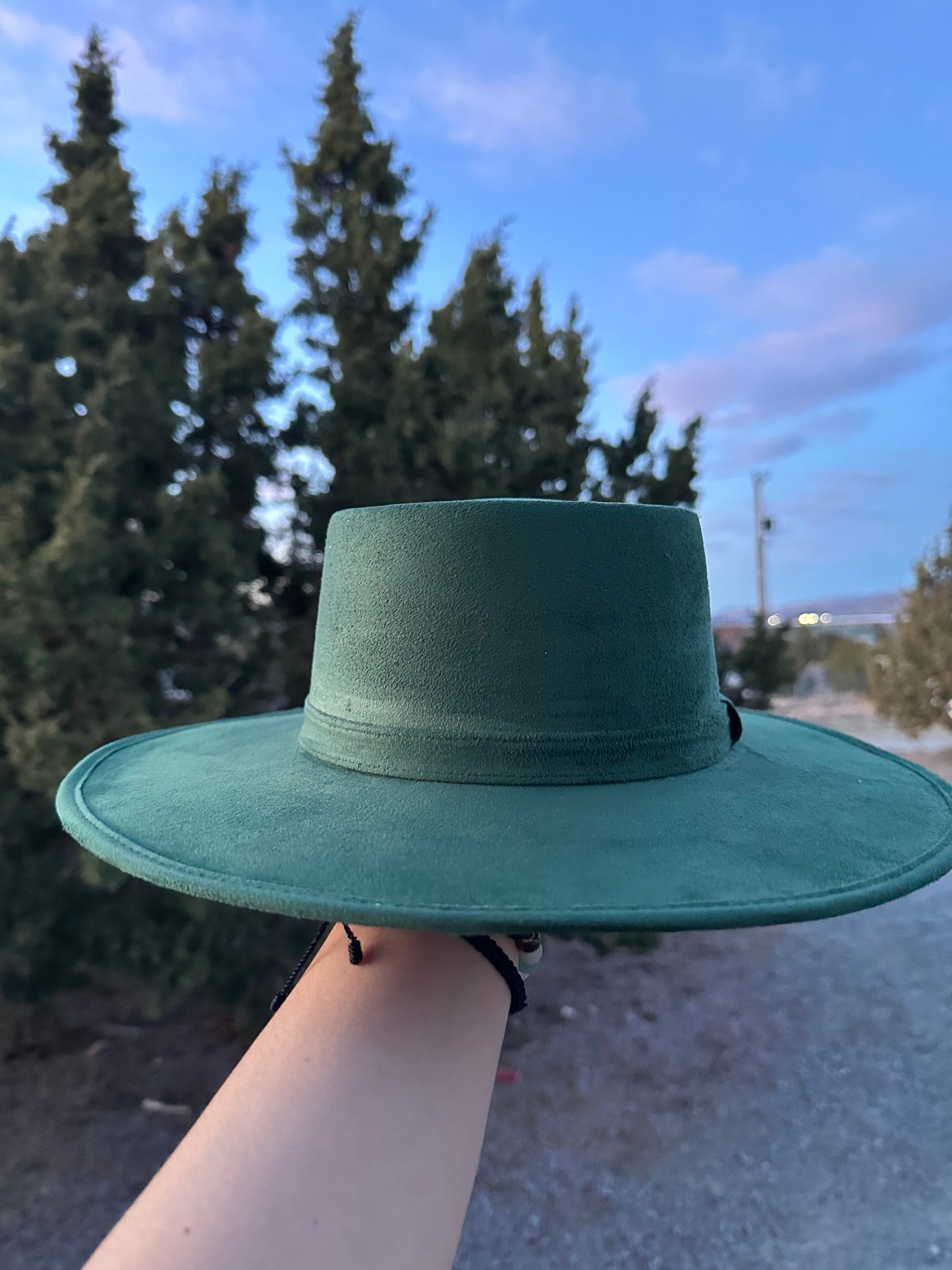 Castleton Green Gamuza Crown Cordobez Hat