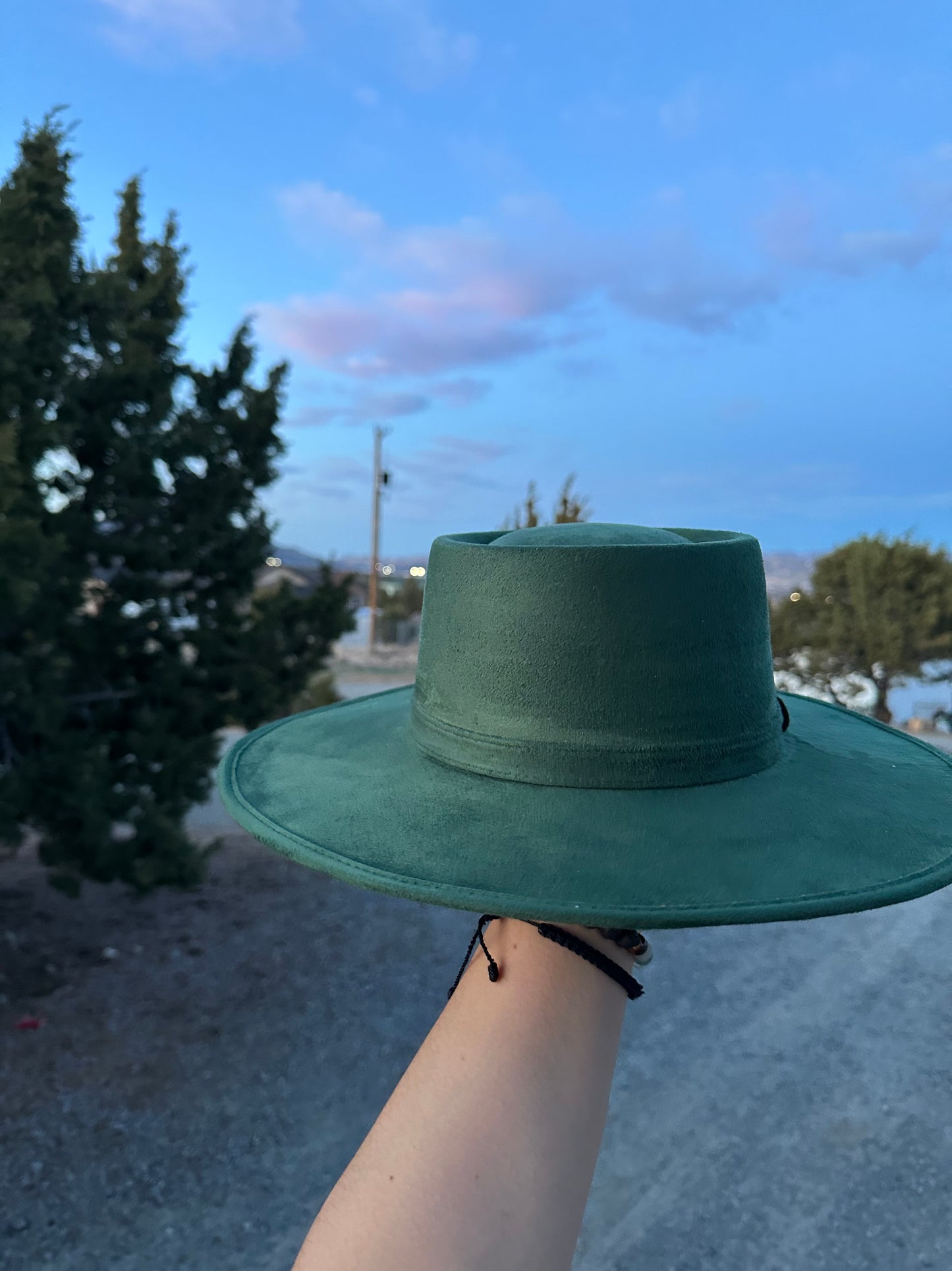 Castleton Green Gamuza Crown Cordobez Hat