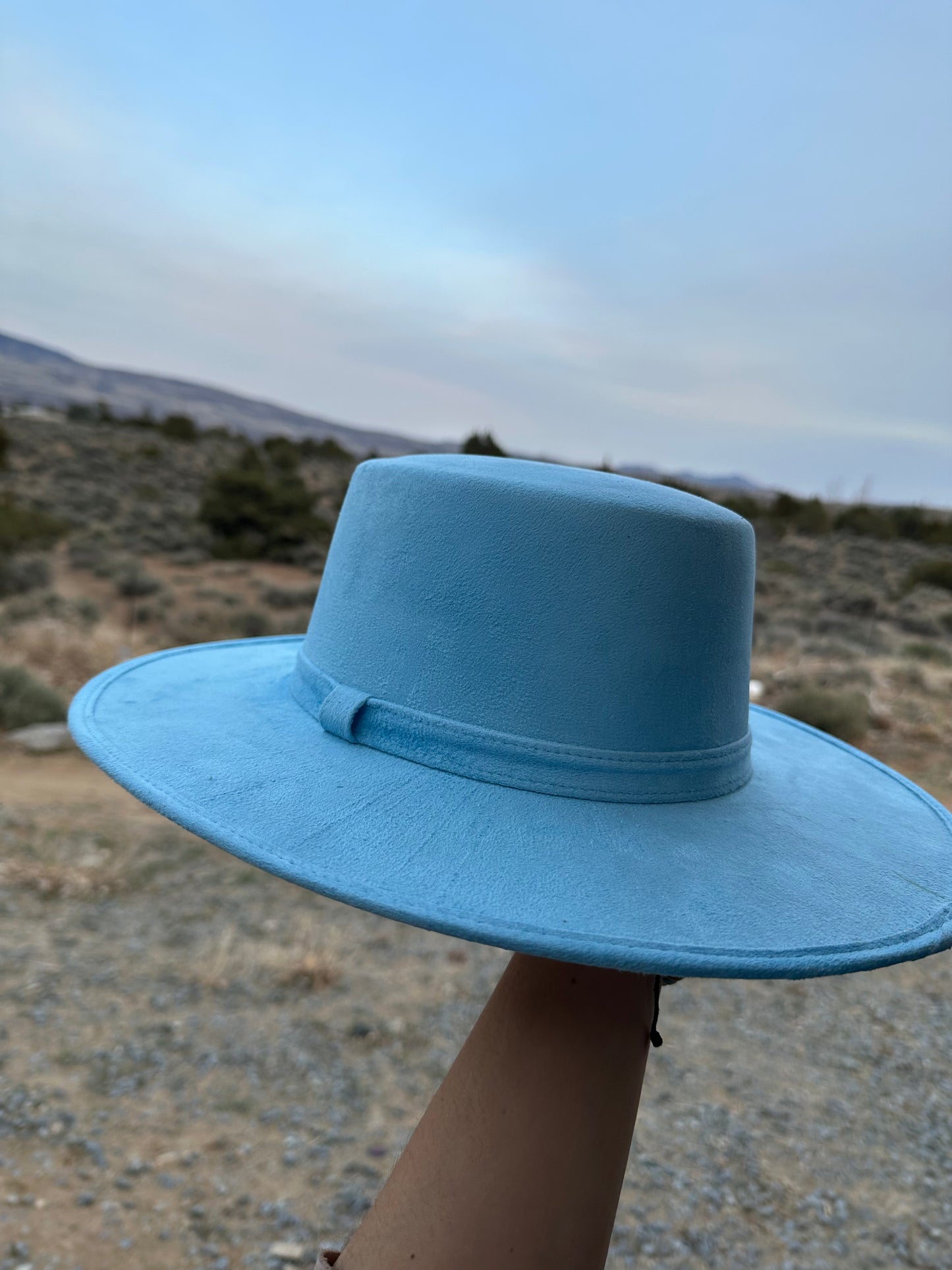 Sky Blue Gamuza Cordobés