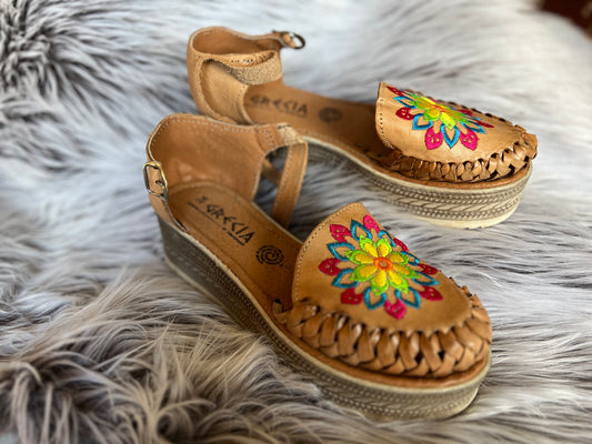 Huarache Lucy