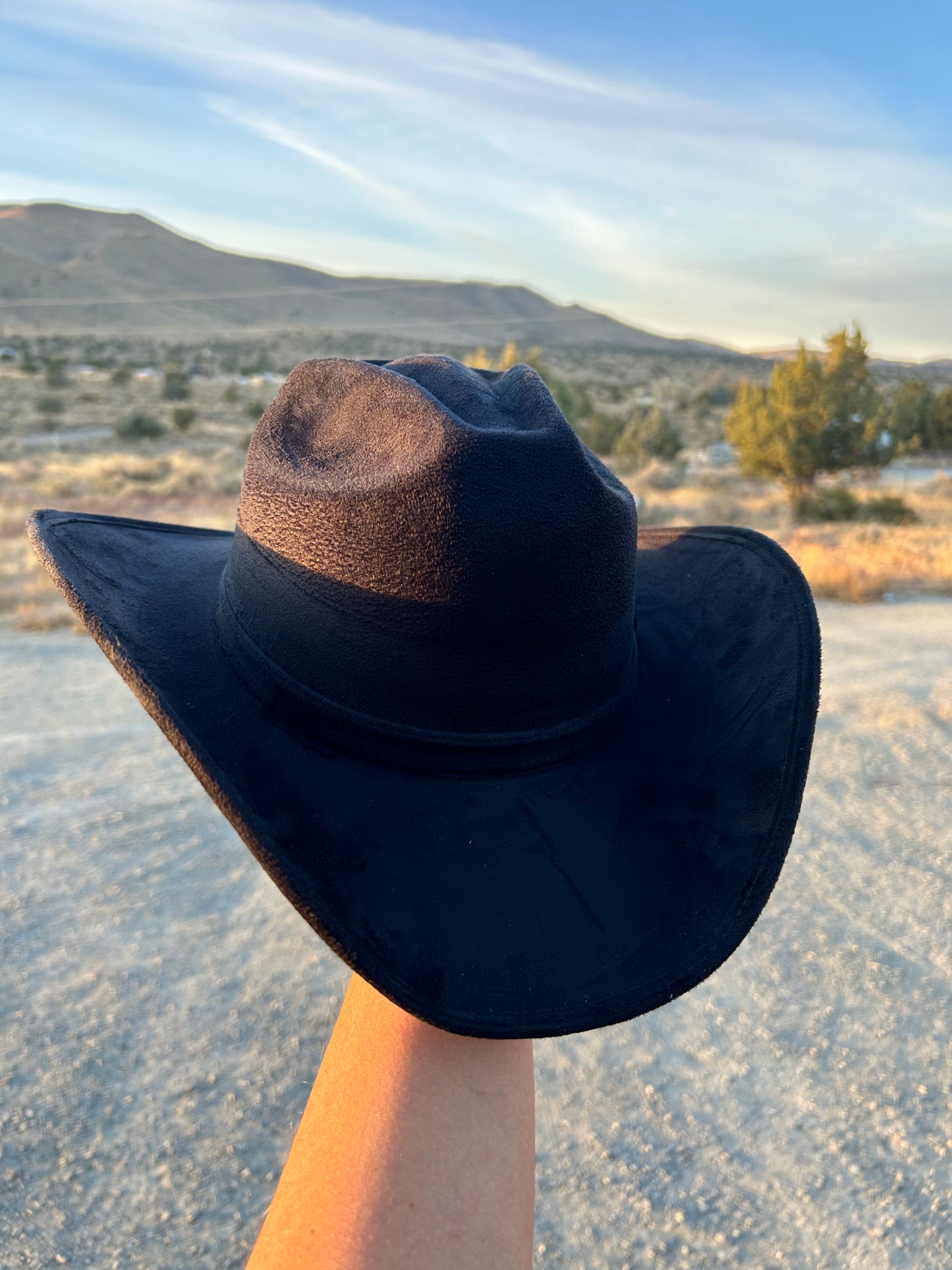 Alicia Sombrero in Black